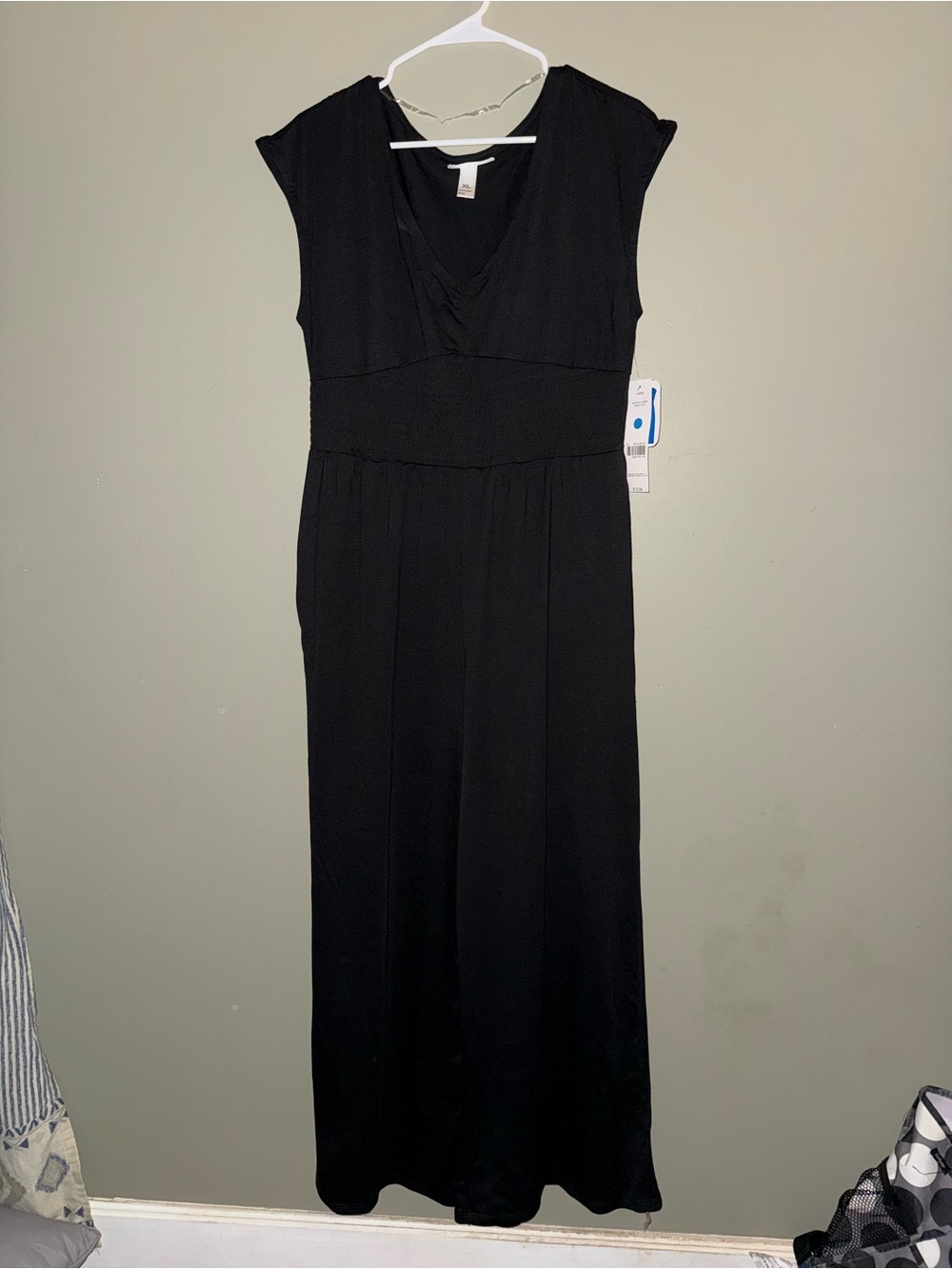 just be Black V-Neck Maxi Jumpsuit